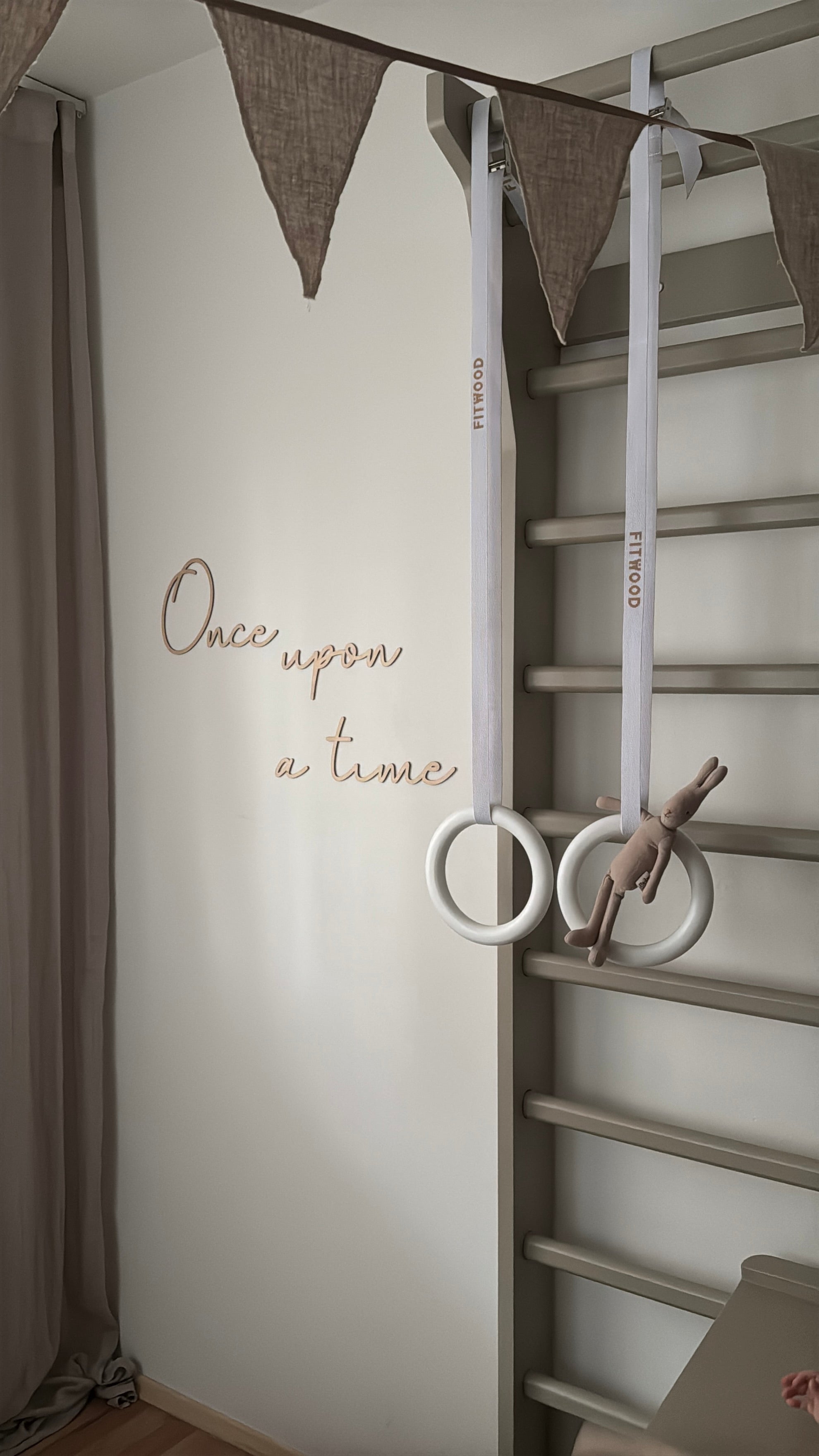 TAIMI wall bars | beige