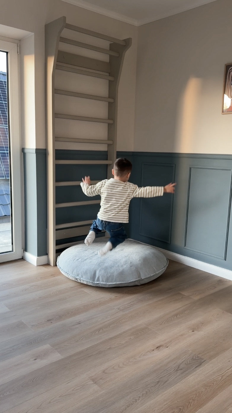 LEMPI floor cushion | light blue