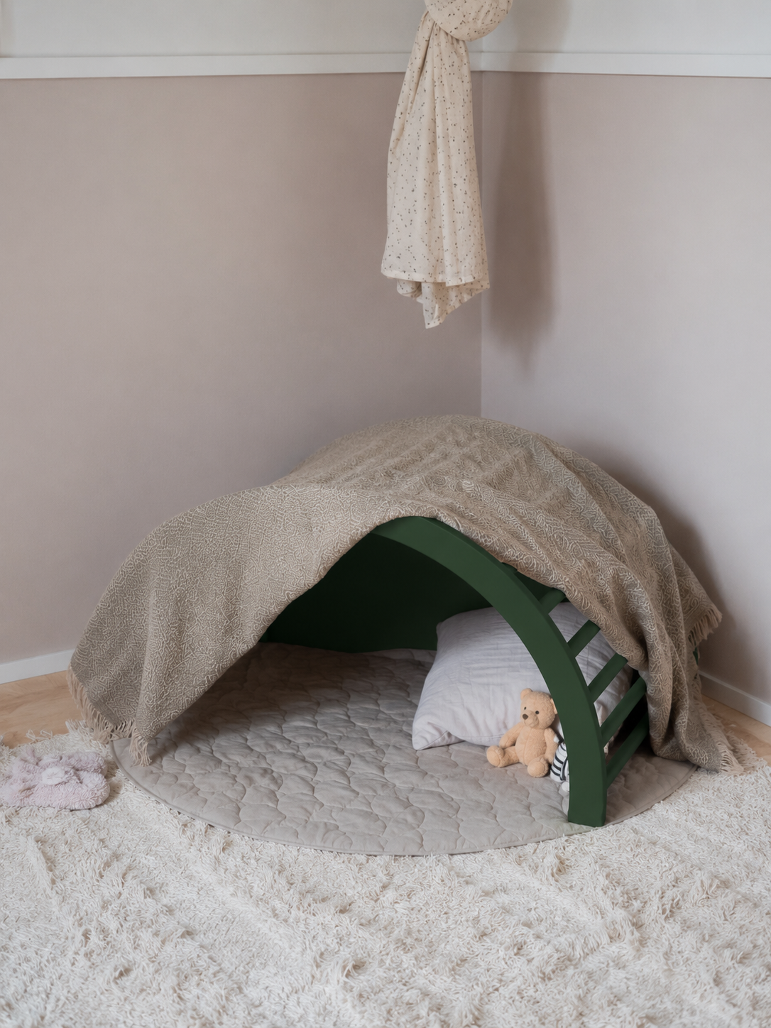 LUOTO II climbing arch | forest green