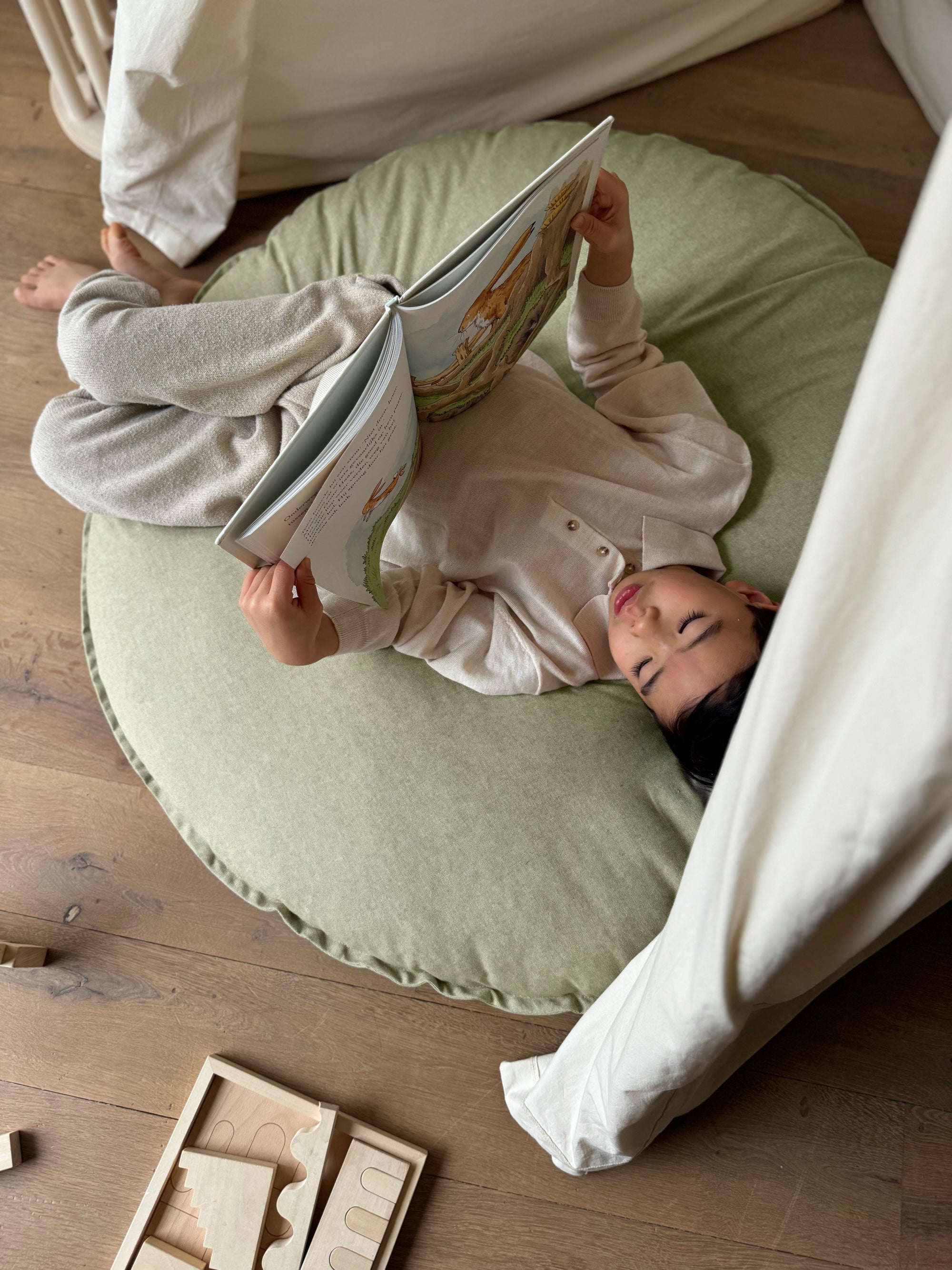 LEMPI floor cushion | sage